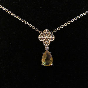 Avon Jewelry - Deep Yellow Crystal Teardrop Necklace Earrings Set Avon Jewelry - Deep Yellow Crystal Teardrop Necklace Earrings Set